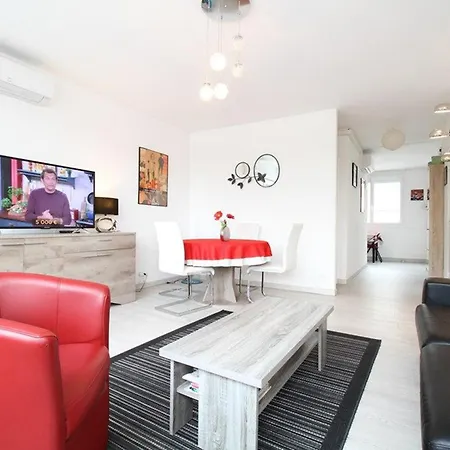 T2 Moderne A Avec Clim, Parking Et Wifi - Fr-1-553-271 Apartment Balaruc-les-Bains