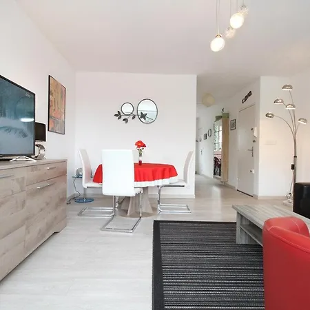 Apartment T2 Moderne A Avec Clim, Parking Et Wifi - Fr-1-553-271 Balaruc-les-Bains