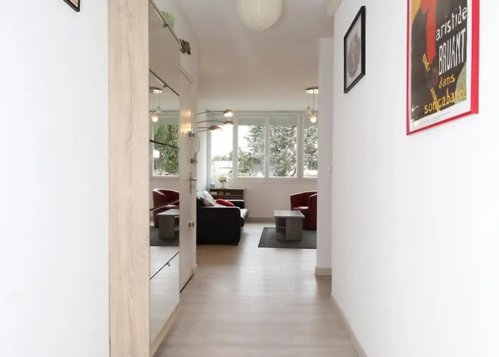 Apartamento T2 Moderne A Avec Clim, Parking Et Wifi - Fr-1-553-271 *